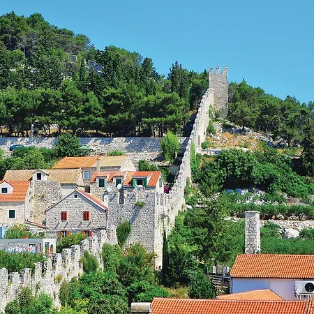 1 Bedroom Awesome In Hvar Apartment *